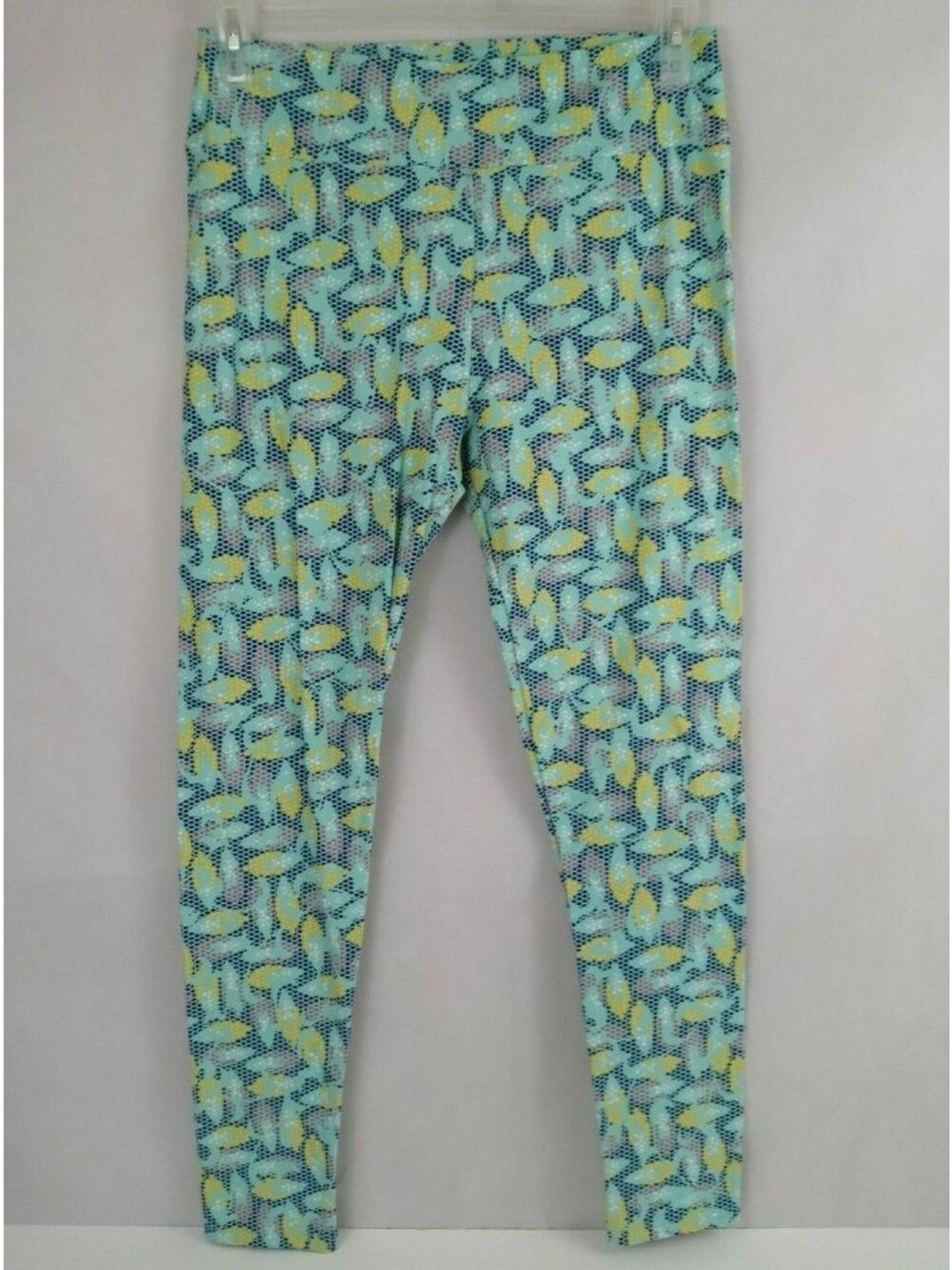 New LuLaRoe Tall & Curvy Leggings Blue, Pink, Green & Yellow Abstract Design